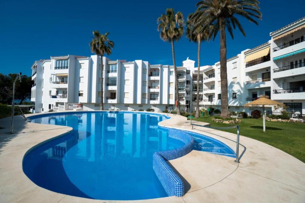 Palmeras 9 Menyber Nerja Bagian luar foto